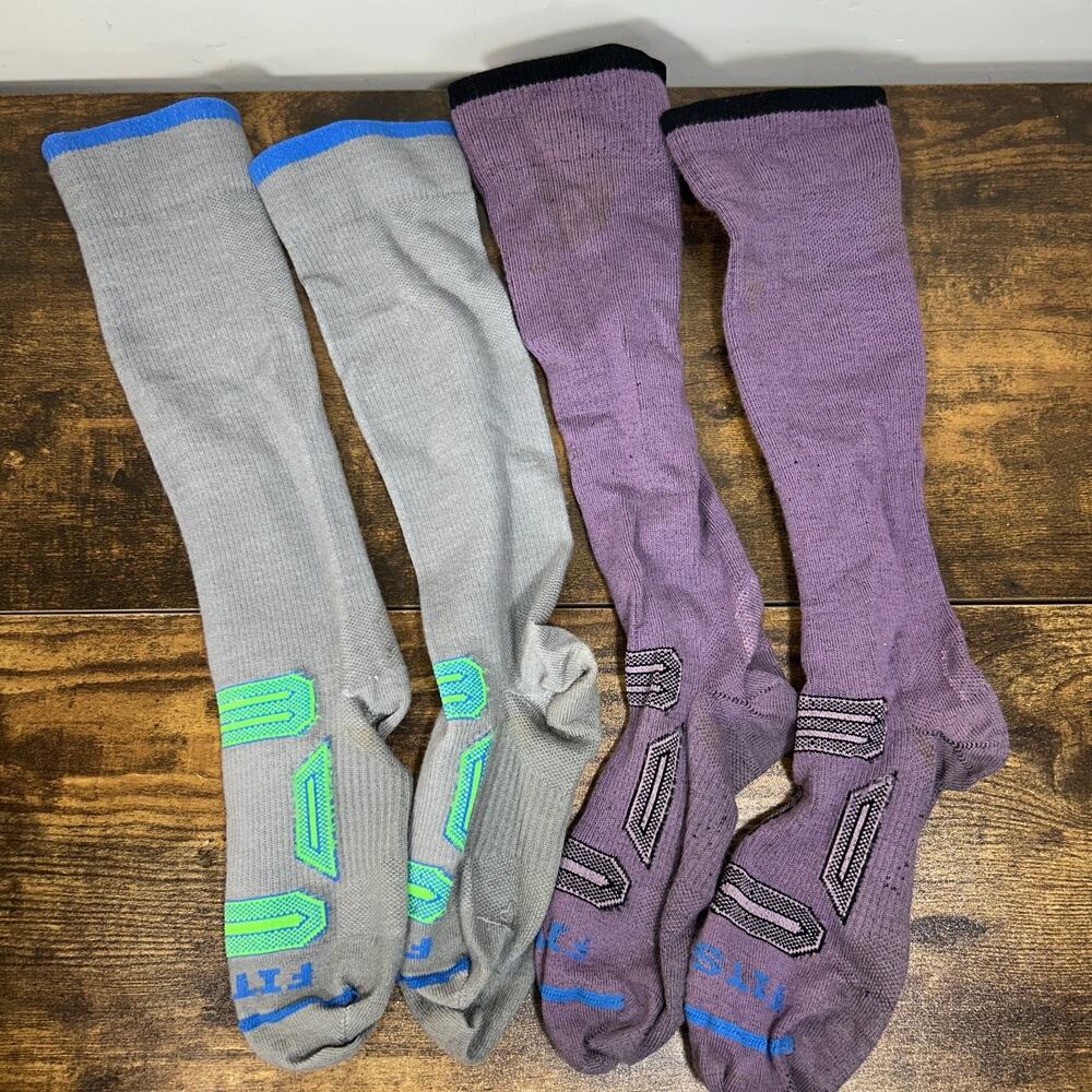 FITS Sz M Merino Wool Snowboard Socks Ultra Light Cushion Over Calf W 7.5-9.5